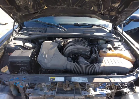 2013 Dodge Challenger Sxt z USA, uszkodzony, nr VIN 2C3CDYAG1DH670934